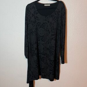 Bryn Walker Black Gray Tapestry Print Asymmetrical Long Tunic Size 2X Lagenlook